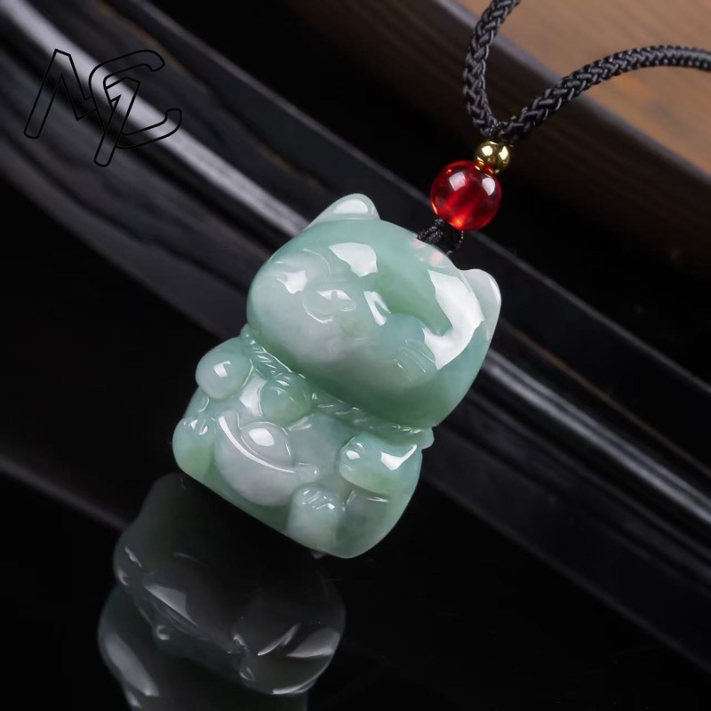Natural Emerald Jade Lucky Cat - Women Fashion Necklace ulasan dan harga