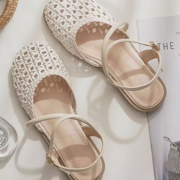 French-style Closed-toe Sandal - Women Fashion Heels ulasan dan harga