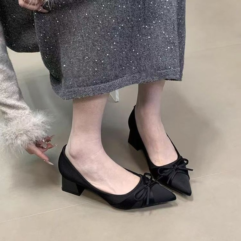 Retro Mid-length Single Shoes  - Women'S Fashion Shoes ulasan dan harga