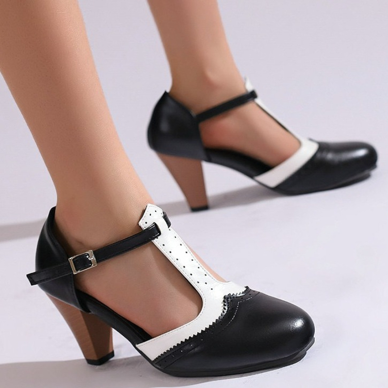 Women Vintage T-Strap Mary Jan - Women'S Fashion In The 1950S ulasan dan harga