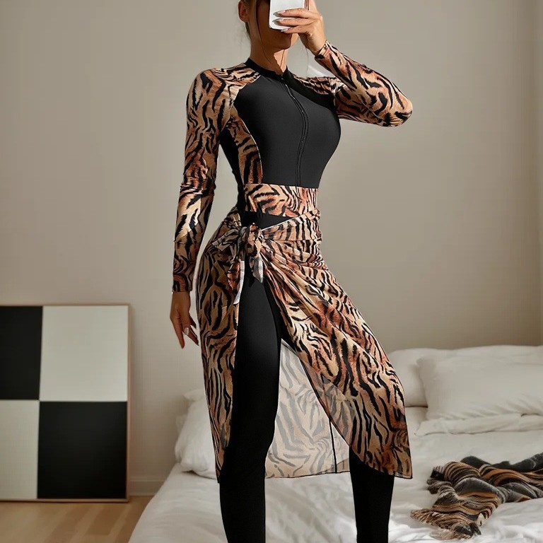 2026 Modest Muslim Burkini 2‑P - Printed Wrap Skirt ulasan dan harga