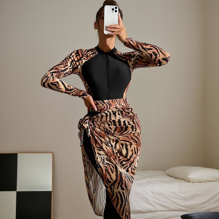 2026 Modest Muslim Burkini 2‑P - Printed Wrap Skirt ulasan dan harga